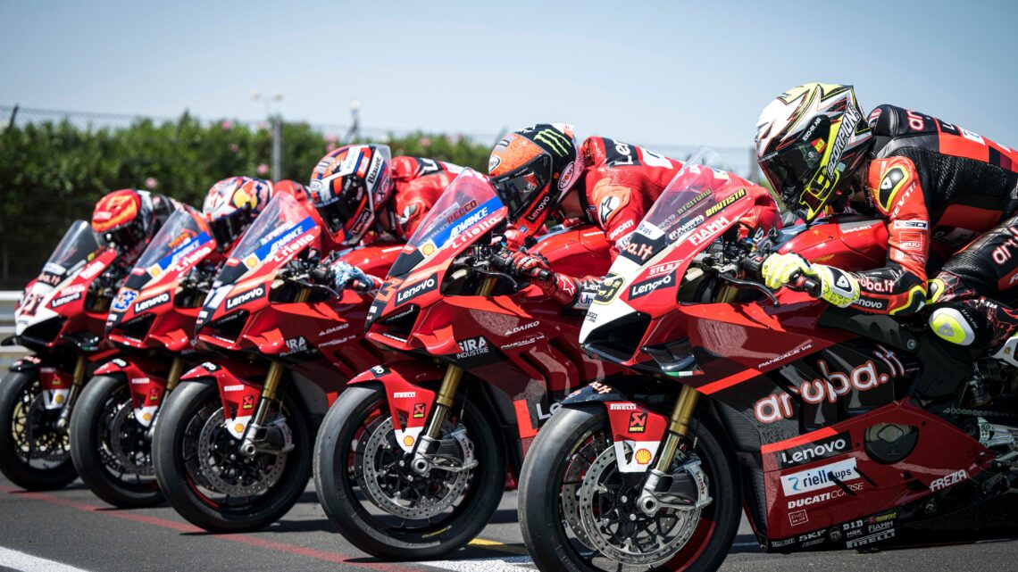 The Panigale V4 S of the Lenovo Race of Champions are all sold-out